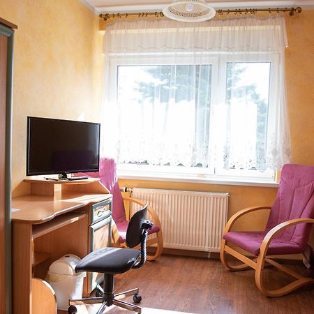 Hotelik Pod Akacjami Zbąszyń Zewnętrze zdjęcie